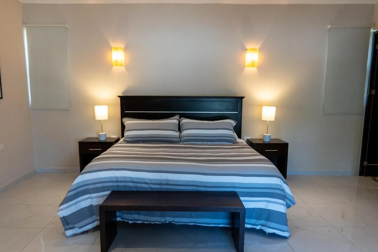 Casa Kuka - Isla Mujeres Hotel 0*,