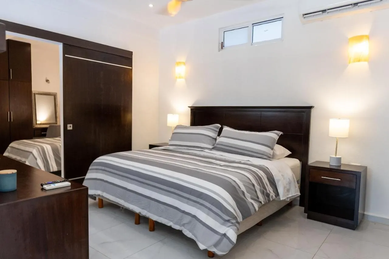 Guest house Casa Kuka - Isla Mujeres Hotel Mexico